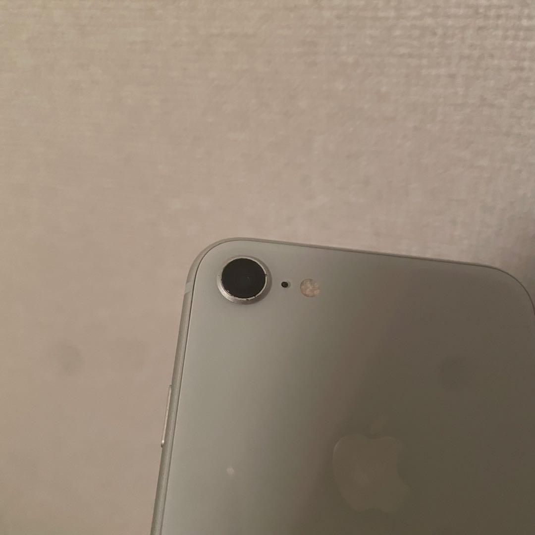 iPhone8 本体　64G