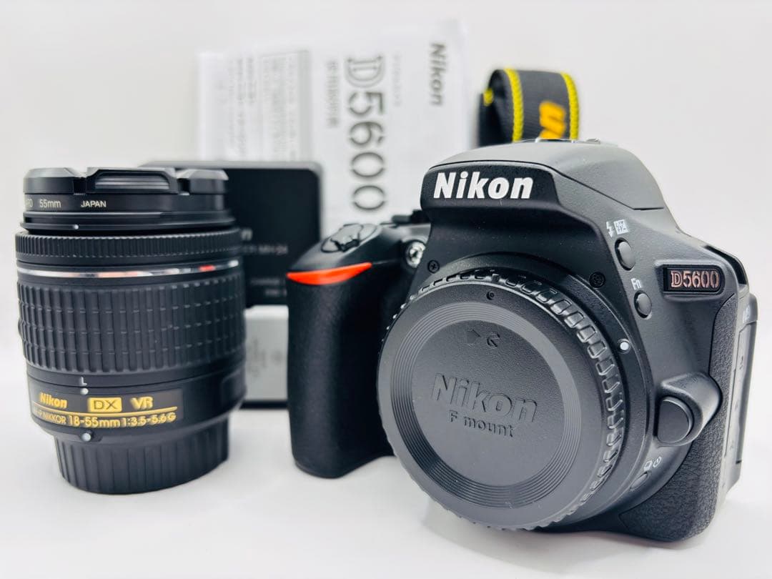 【美品・完動品】Nikon D5600 AF-P 18-55mm レンズキット