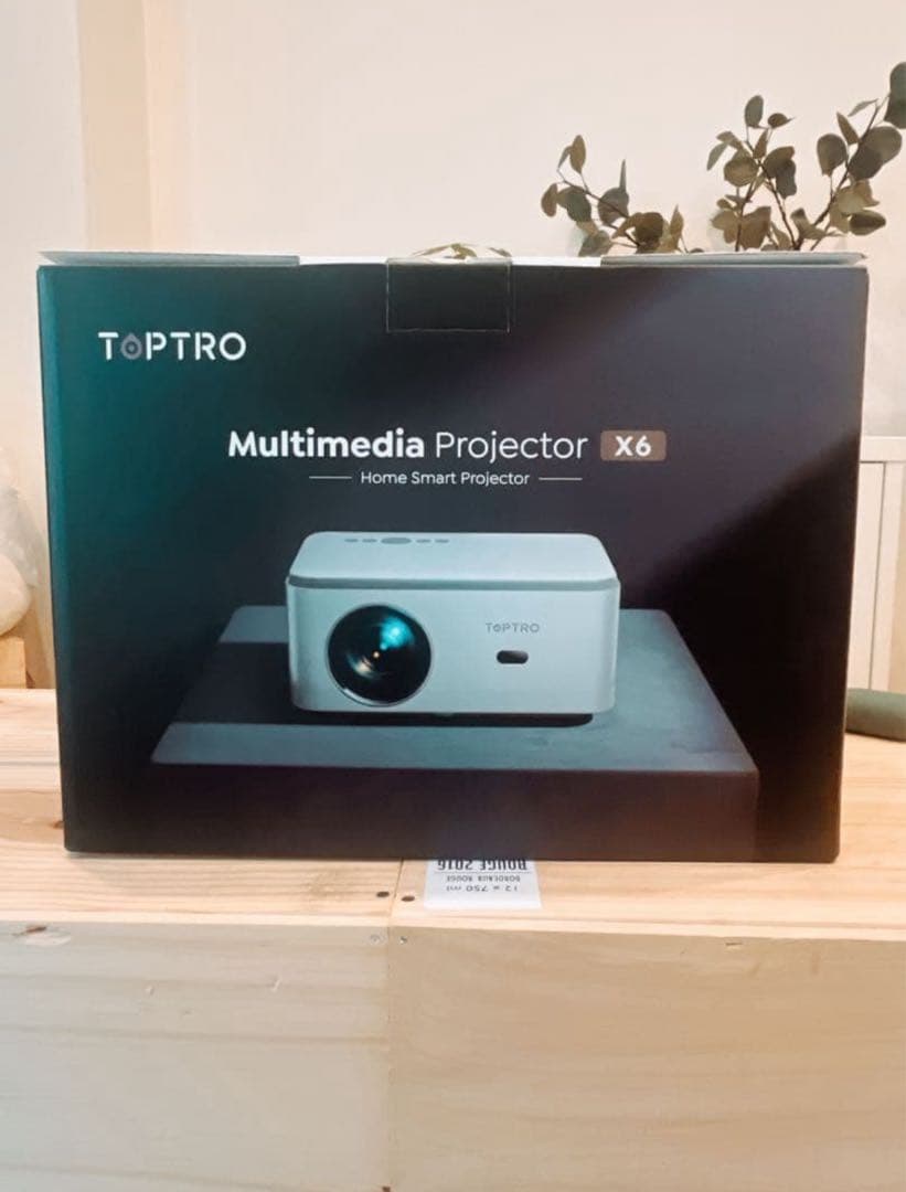 【美品】プロジェクター Toptro X6 Android TV