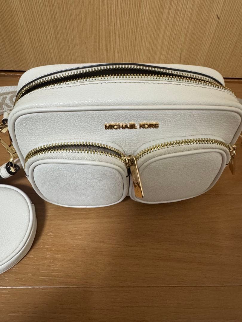 Michael Kors マイケルコース　クロスボディバッグ　ショルダーバッグ