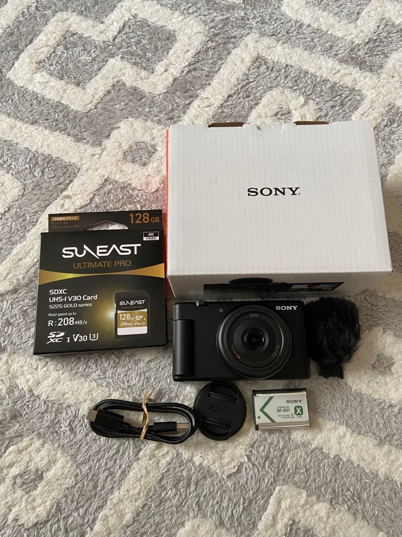 SONY ZV-1F ブラック＋SDカード＋液晶保護＋延長保証付き