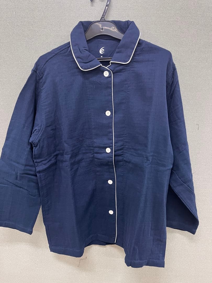 新品　正規品　レディースリライブネイビー パジャマMサイズ