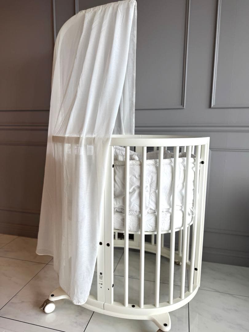 ベビーベッド　ストッケ　スリーピーミニ　ホワイト