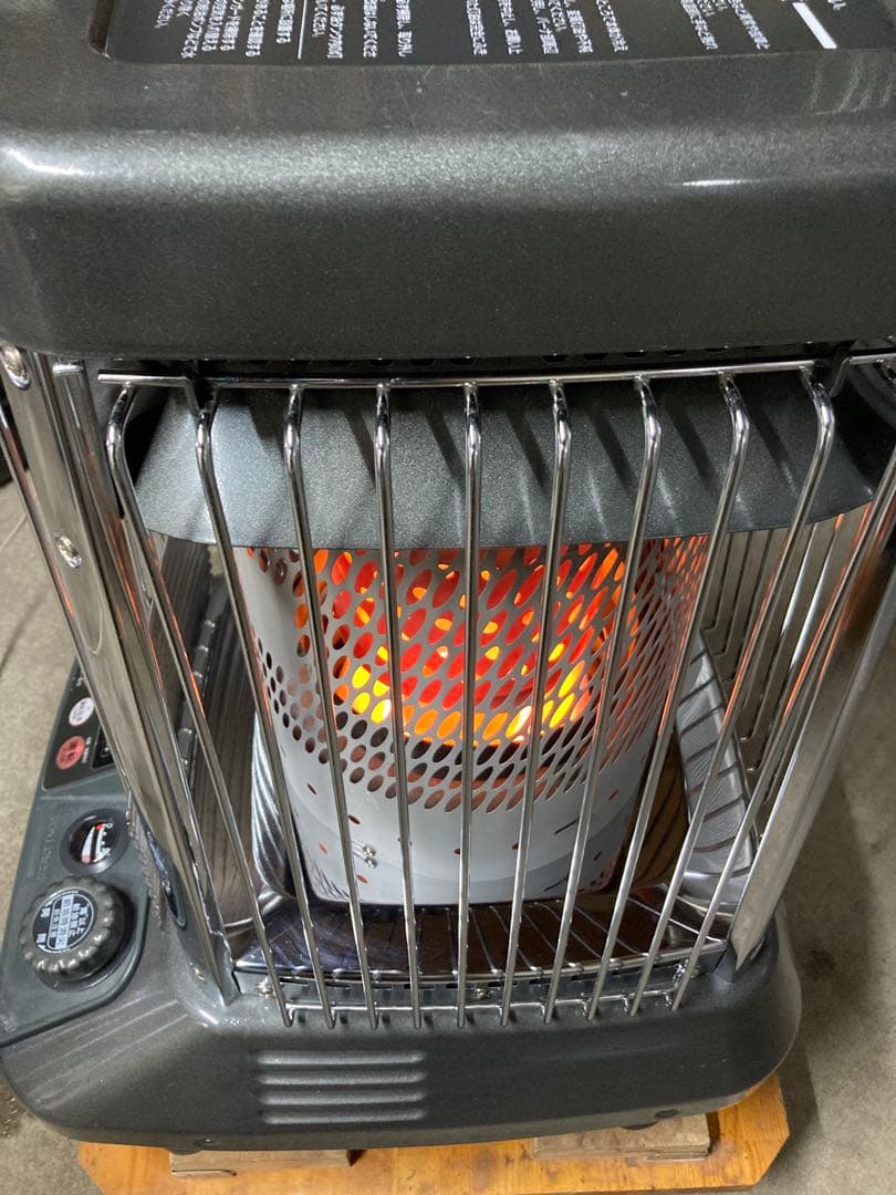 【送料無料❕】業務用ダイニチブルーヒーター( FM-105Ｆ)　㉓