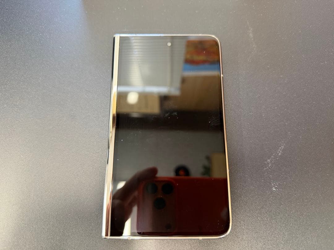 Google Pixel Fold ポーセリン 256GB 本体と箱
