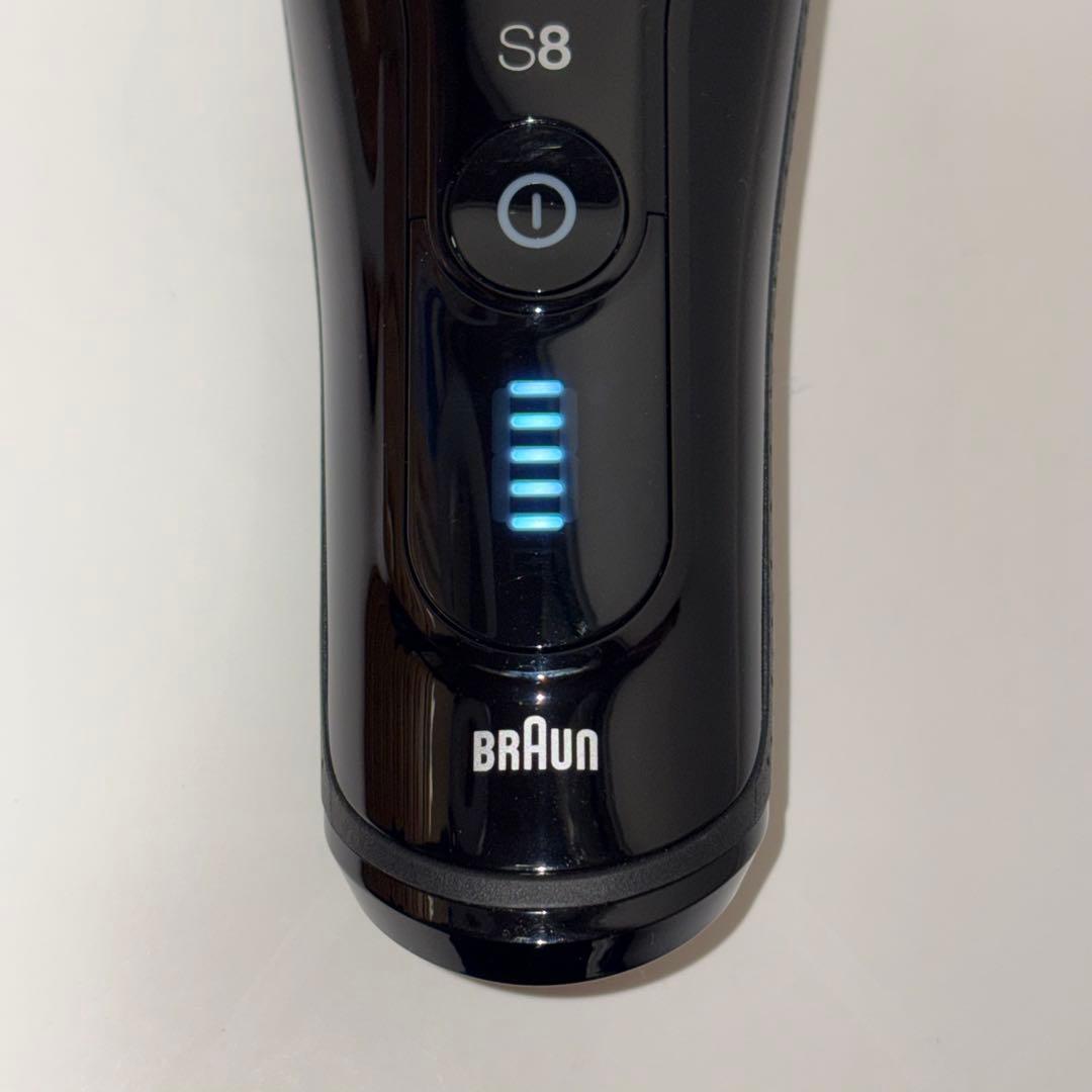 【未使用品】BRAUN 8320S ブラウンSeries8 充電•交流両用モデル
