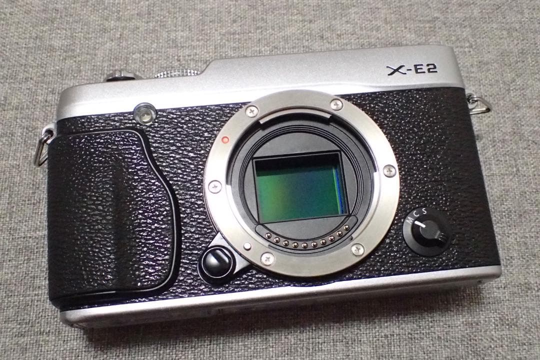 か*ん様 美品■富士フイルム FUJIFILM X-E2 ボディ■ 動作確認済■